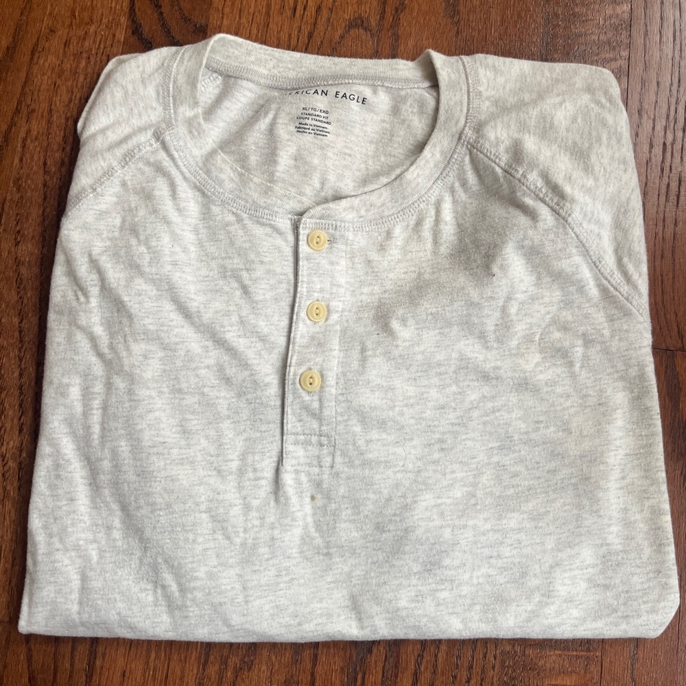 American Eagle Outfitters Short Sleeve Gray Men's Henley Shirt